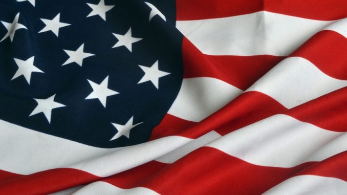 Fotolia_133986219_S-bandiera americana