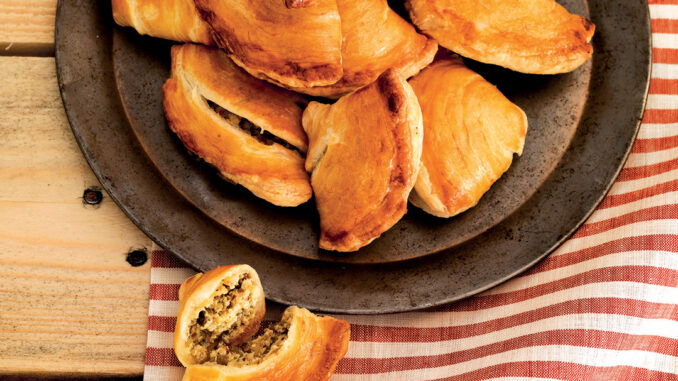 Sfogliatelle-con-caviale-di-melanzana